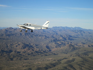 1089 86q. Sean G grapevine pictures - N8377W in flight