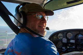 Yaseen flying N8377W