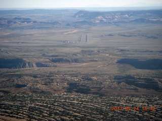 113 89q. aerial - back to Canyonlands