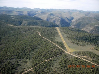 61 89r. aerial - Moon Ridge airstrip