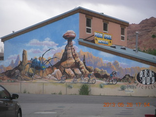 236 89u. Moab - Poison Spider bike shop mural