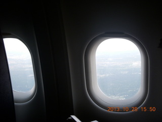12 8eu. Houston out the airliner window