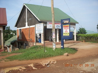 37 8f1. Uganda - drive north to Chobe Sarari Lodge