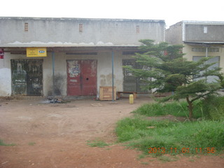 86 8f1. Uganda - drive north to Chobe Sarari Lodge