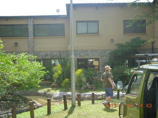 122 8f1. Uganda - Chobe Sarari Lodge