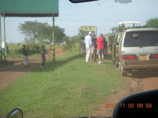 48 8f2. Uganda - drive to Murcheson Falls National Park