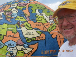 101 8f2. Uganda - Murcheson Falls National Park - globe + Adam