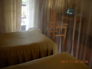 139 8f4. Uganda - farm resort - hotel room