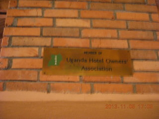 Uganda - Mountain of the Moon hotel - birds