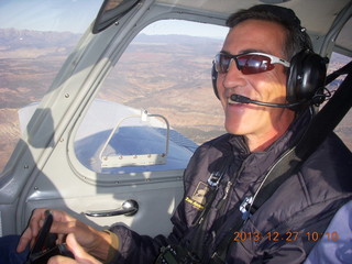 Shaun M flying N8377W
