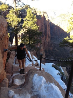 165 8gt. Zion National Park - Angels Landing hike - Adam