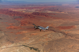 1335 8hn. N8377W in flight over Valley of Fire