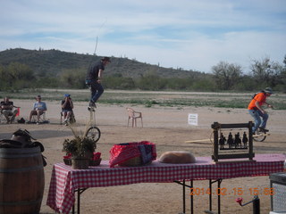 Motown - Arizona Flying Circus - unicyclist