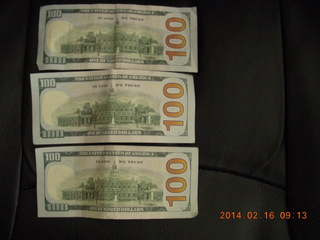 new US $100 bills