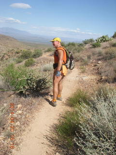 2257 8ll. Windgate Pass Bell Pass hike - Adam