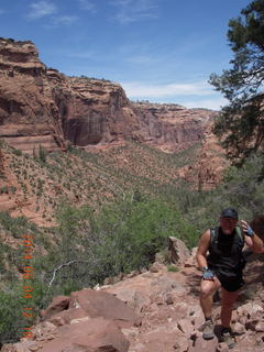 2275 8m4. Canyon de Chelly - Spider Rock hike - Adam