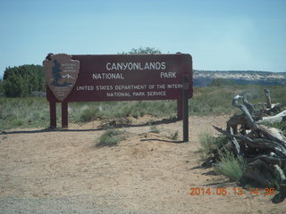 160 8md. Canyonlands National Park sign