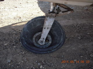 51 8me. sand wash n8377w - flat tire