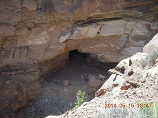 237 8mf. Canyonlands National Park - Lathrop hike - old uranium mine perhaps?
