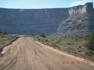 371 8mf. Canyonlands National Park - White Rim Road drive
