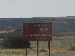 423 8mf. drive back from Canyonlands to Moab - sign in reverse