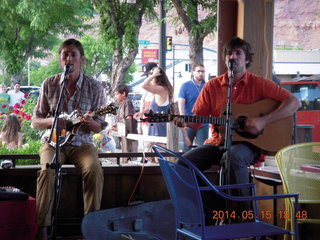 Peace Tree restaurant bluegrass singers