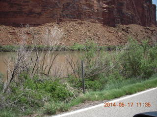 drive to Mack Mesa - Utah highway 128 - Colorado River