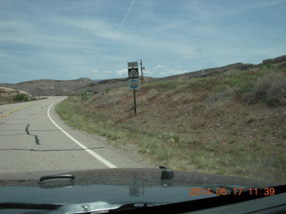 124 8mh. drive to Mack Mesa - Utah highway 128