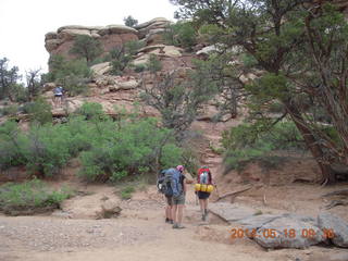 Canyonlands National Park - Needles - Elephant Hill + Chesler Park hike - hikers
