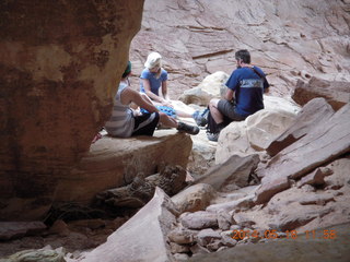 205 8mj. Canyonlands National Park - Needles - Elephant Hill + Chesler Park hike - other hikers