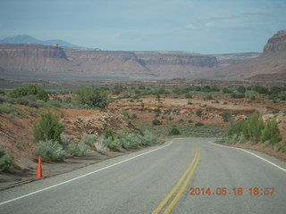 399 8mj. drive from Needles to Moab