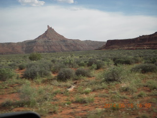 400 8mj. drive from Needles to Moab