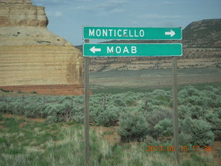 414 8mj. drive from Needles to Moab - Monticello sign