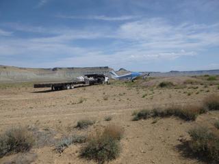 8 8mw. disassembly of n8377w at sand wash airstrip