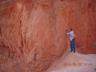 83 8sr. Bryce Canyon + guy balanced precariously
