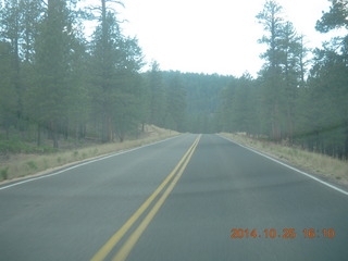 87 8sr. Bryce Canyon roadway