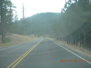 88 8sr. Bryce Canyon roadway