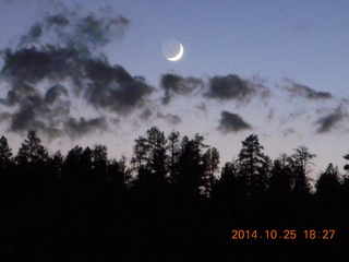 122 8sr. Bryce Canyon sunset - new moon