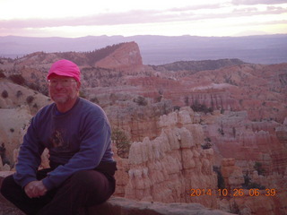 Bryce Canyon - sunrise at Fairyland viewpoint + Adam