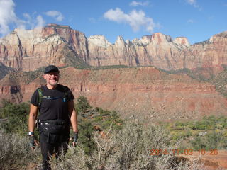 103 8t3. Zion National Park - Watchman hike - Adam