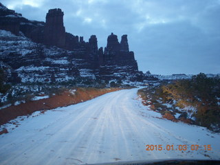 driving to Fisher Towers hike