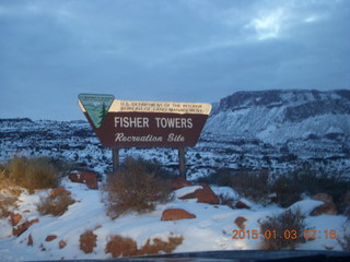 6 8v3. driving to Fisher Towers hike