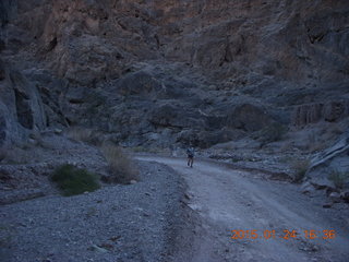 2616 8vq. Death Valley - Titus Canyon drive  - Adam running