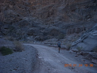 2617 8vq. Death Valley - Titus Canyon drive  - Adam running