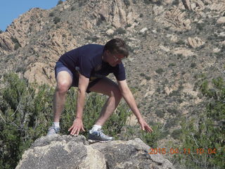 Bagdad run/hike - Neil on rocks