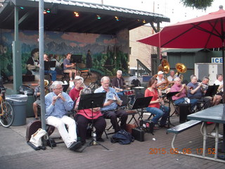 26 8z6. Austin restaurant and pub band