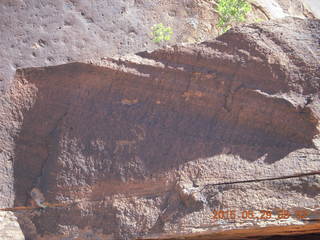 58 8zv. drive Gateway to Beaver Creek Canyon - petroglyphs