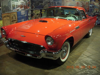Gateway car museum - Ford Thunderbird