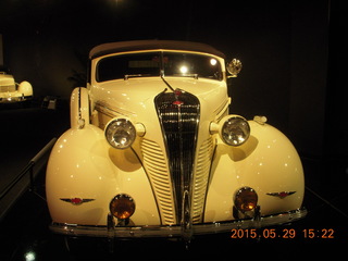 218 8zv. Gateway car museum