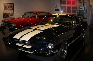 265 8zv. Gateway car museum - Shelby Cobra